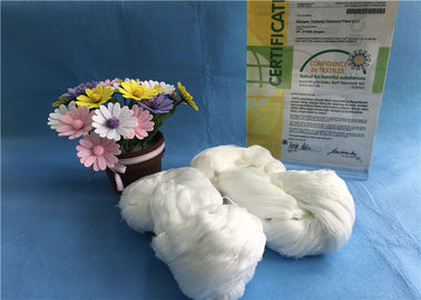 China hilados de polyester 100% de costura blancos crudos del hilado de 20S/2 20S/3 20S/4 en Hank proveedor
